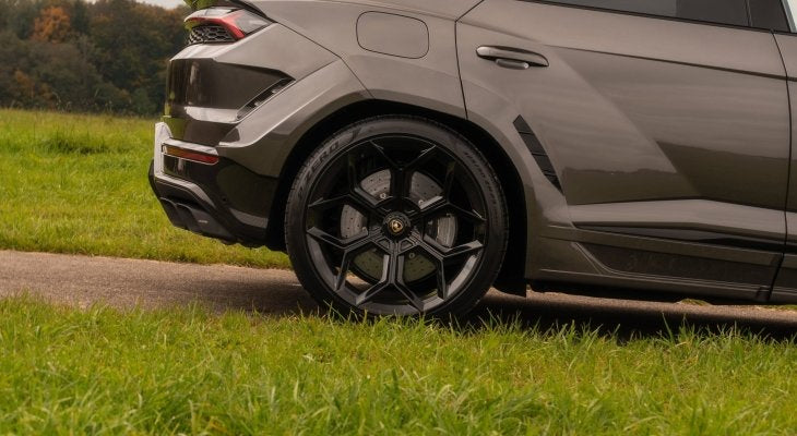 Lamborghini Urus SE | Novitec Tailpipes Black