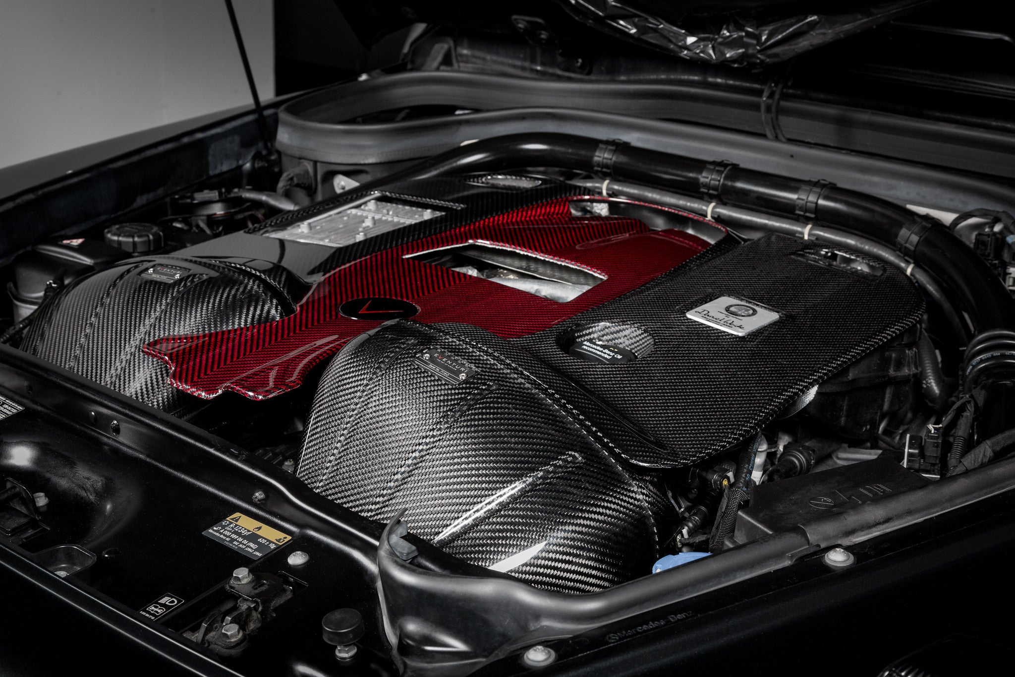 Eventuri Intake System in Gloss Carbon Fiber for Mercedes G63 AMG W463 W464 M177