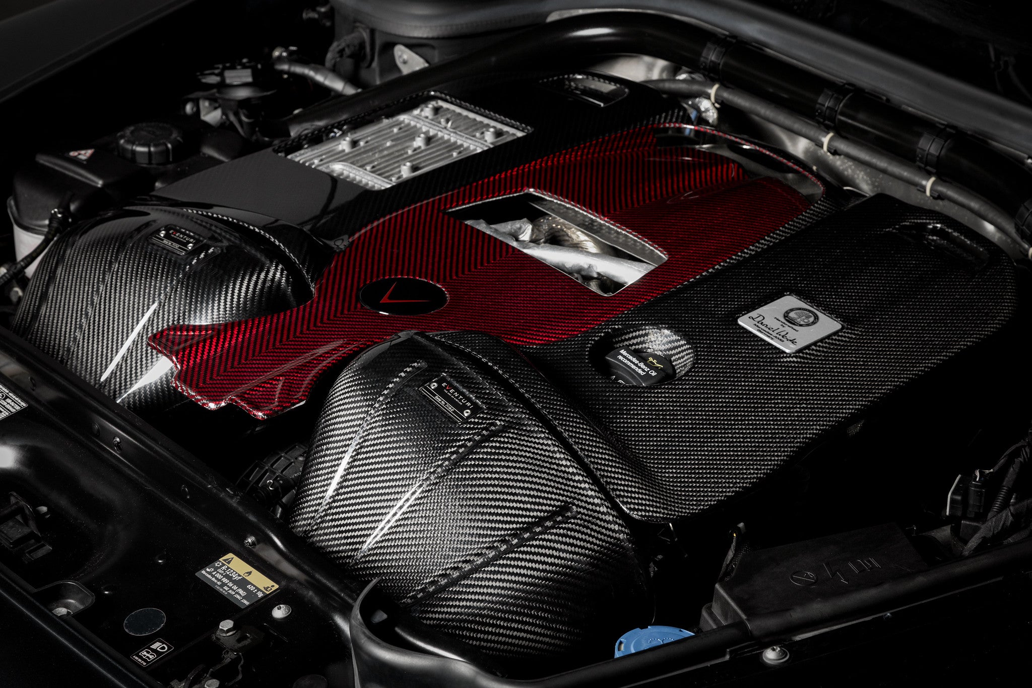 Eventuri Intake System in Gloss Carbon Fiber for Mercedes G63 AMG W463 W464 M177