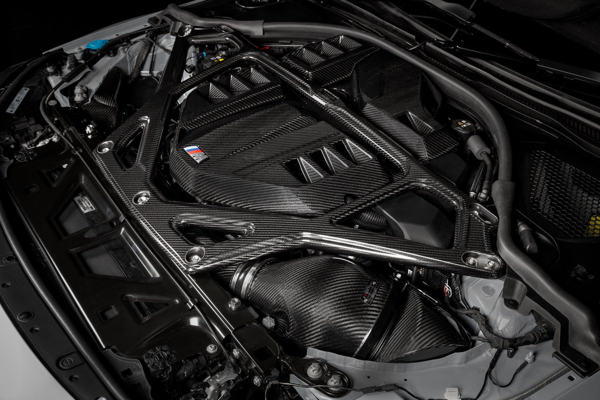 Eventuri Carbon Strut Brace for BMW G8x M2, M3, M4