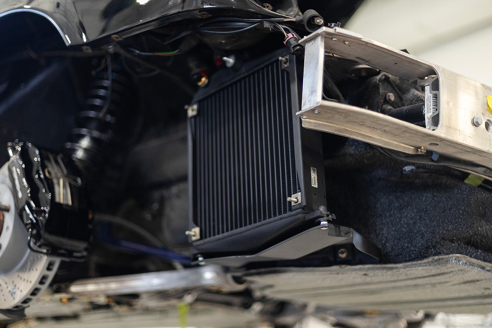 CSF Porsche 964 / 993 OEM+ Performance Fender Oil Cooler