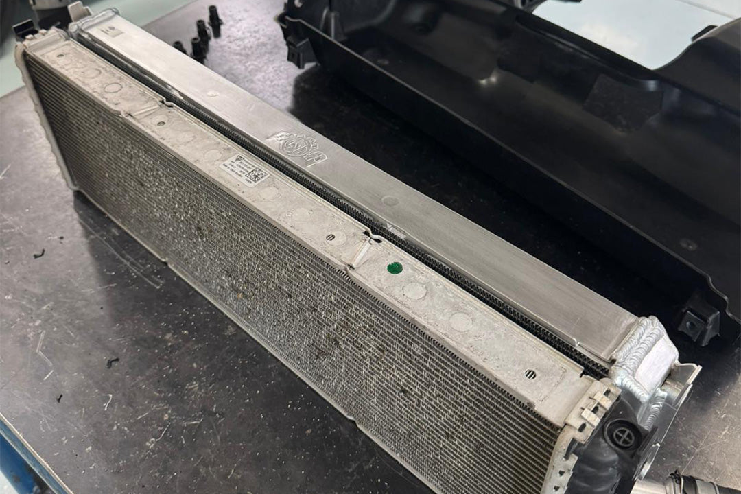 CSF Porsche 992 911 High-Performance All-Aluminum Radiator - Center