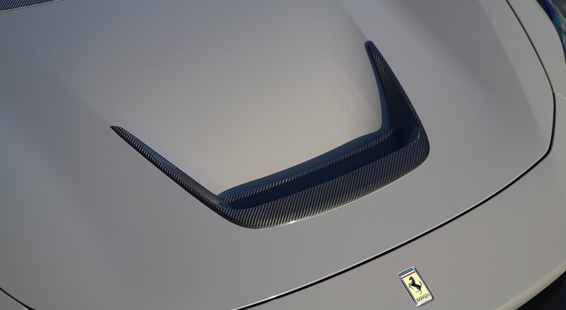 Novitec Ferrari F8 Tributo/Spider | Insert Trunk Lid (Visible Carbon)
