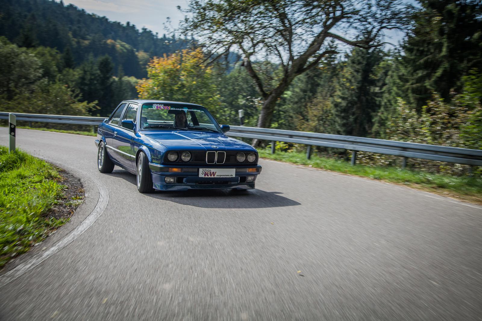 KW Coilover suspension V3 (FA struts in exchange) BMW 3 Convertible (E30) 09/1982-11/1993 (35220814)