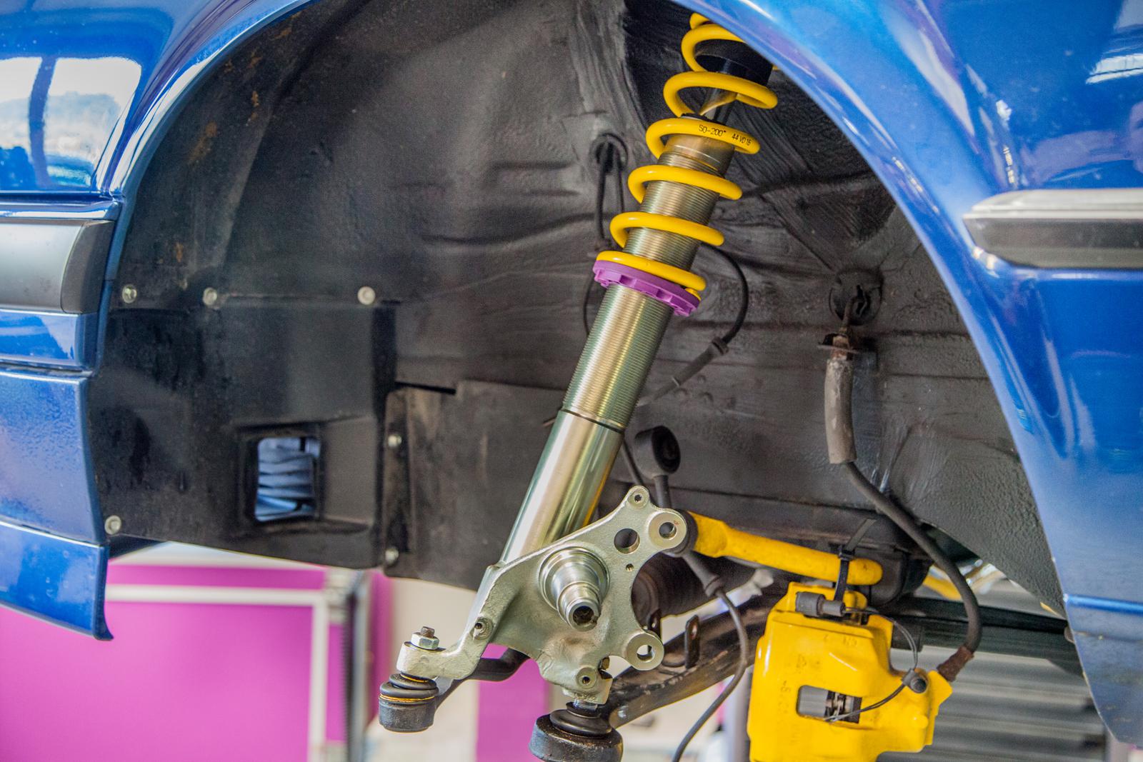 KW Coilover suspension V3 (FA struts in exchange) BMW 3 Convertible (E30) 09/1982-11/1993 (35220914)