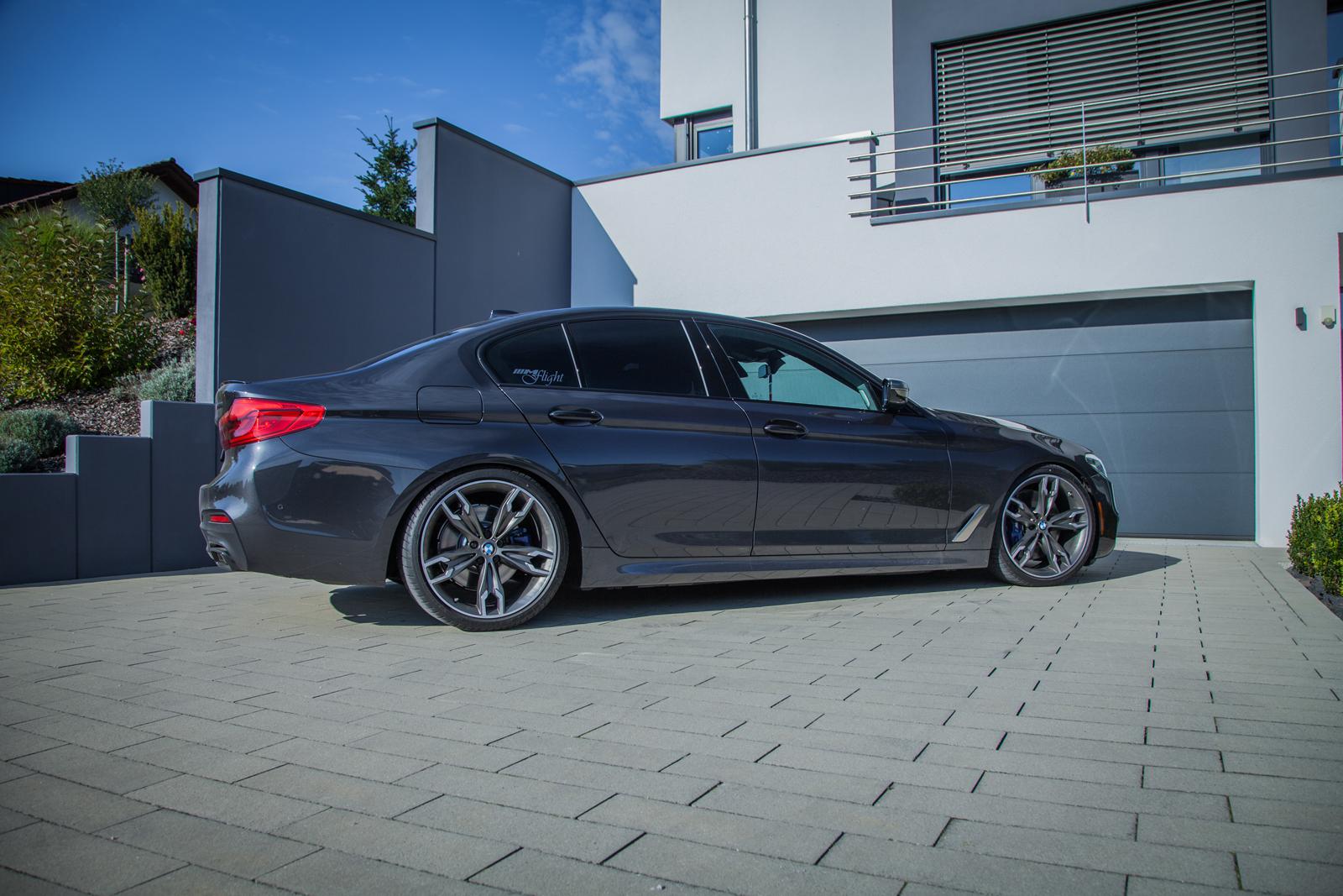 KW Coilover suspension V3 inox (incl. deactivation for electronic dampers) BMW 5 (G30, F90) 09/2016- (352200BZ)