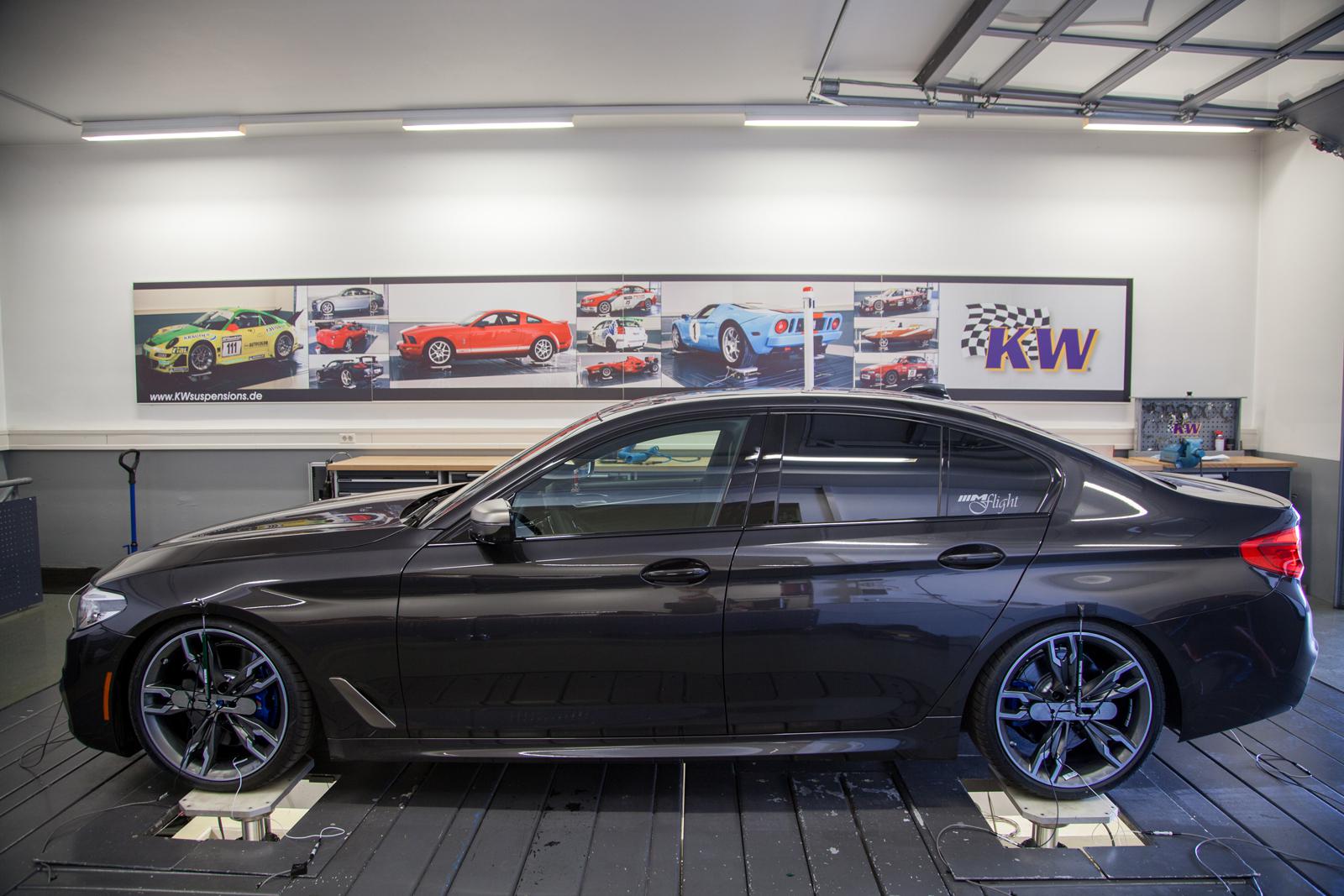 KW Coilover suspension V3 inox (incl. deactivation for electronic dampers) BMW 5 (G30, F90) 09/2016- (352200BZ)