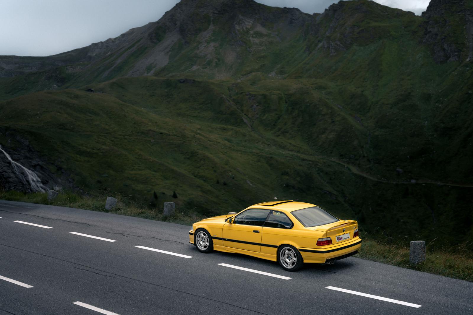 KW Coilover suspension V3 Clubsport incl. top mounts BMW 3 Coupe (E36) 10/1991-05/1999 (35220811)