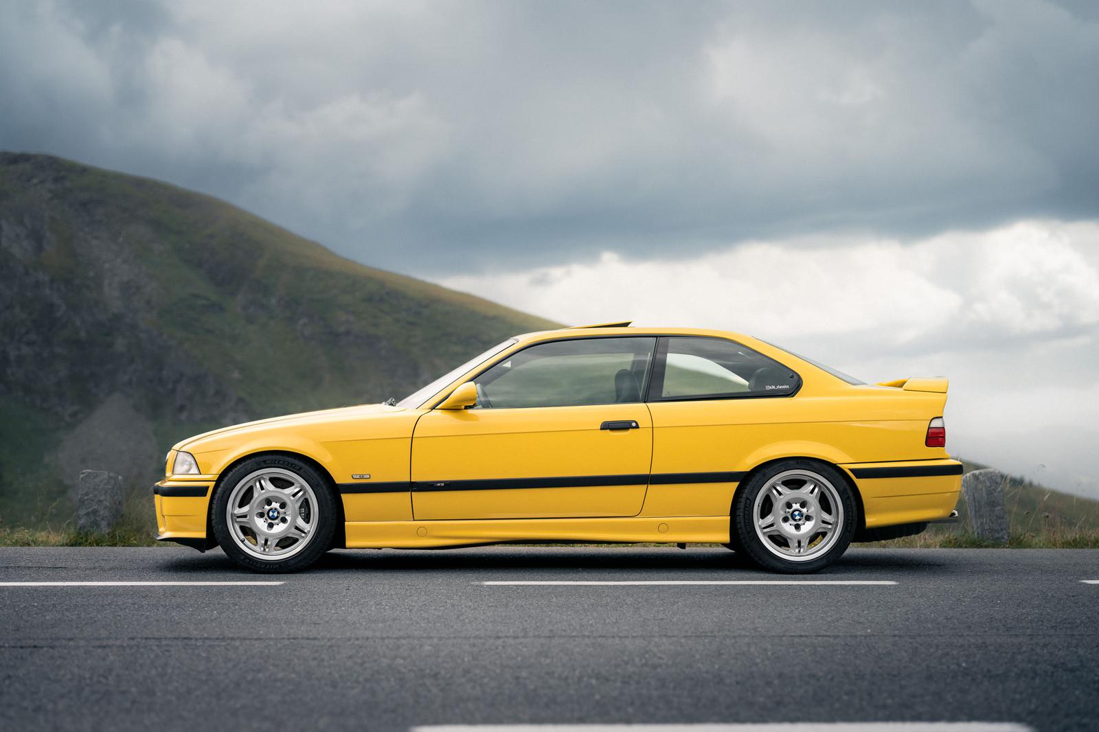 KW Coilover suspension V3 Clubsport incl. top mounts BMW 3 Coupe (E36) 10/1991-05/1999 (35220811)