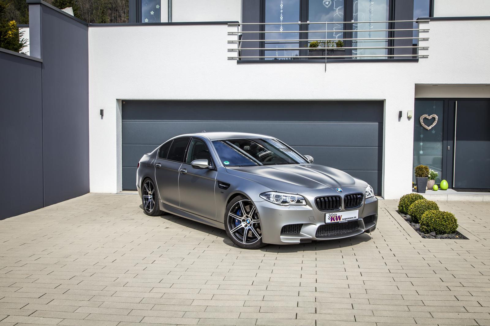 KW Coilover suspension V4 incl. top mounts (incl. deactivation for electronic dampers) BMW 5 (F10) 01/2009-10/2016