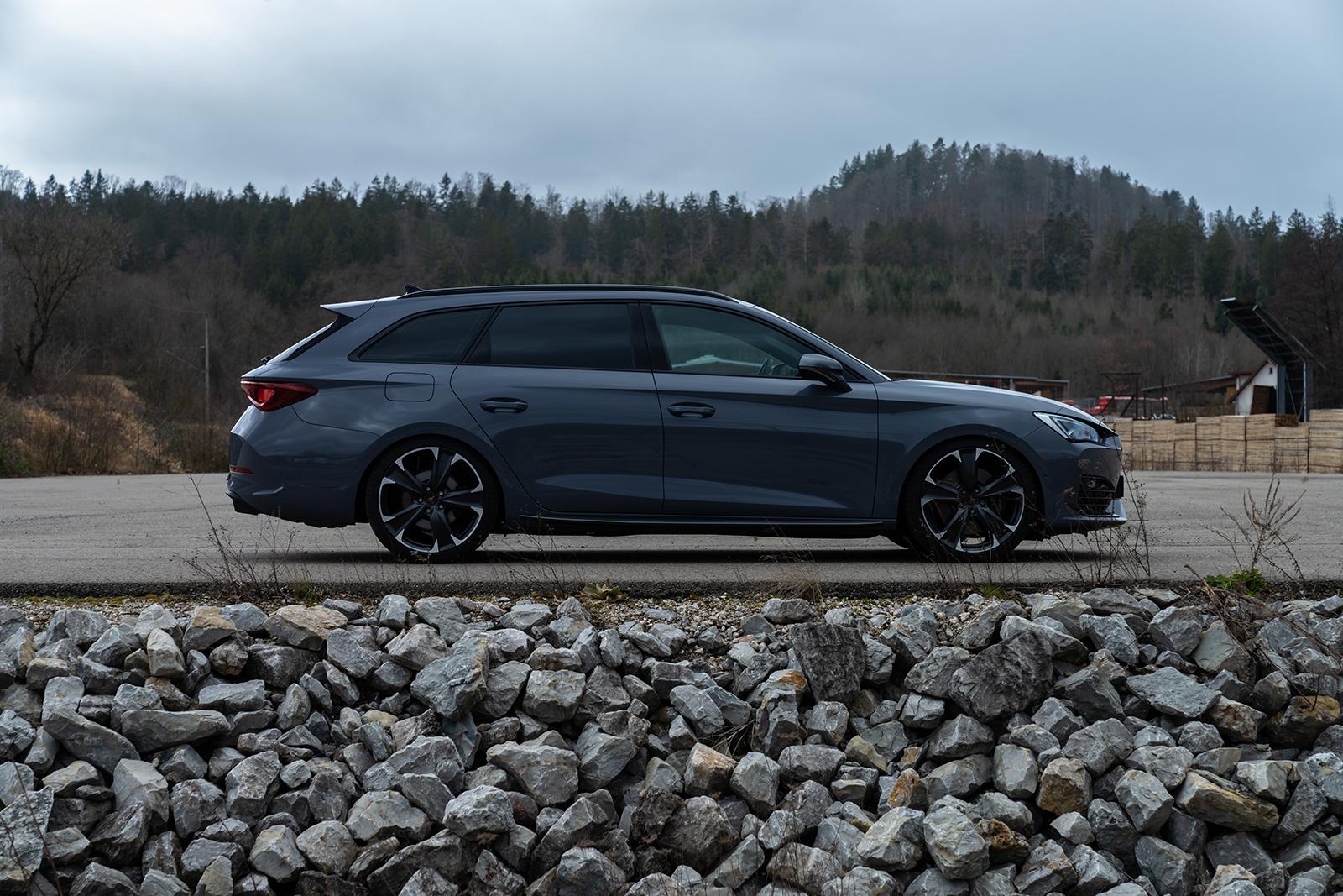 KW Coilover suspension V1 inox (incl. deactivation for electronic dampers) VW GOLF VIII (CD1) 07/2019- (102100DM)