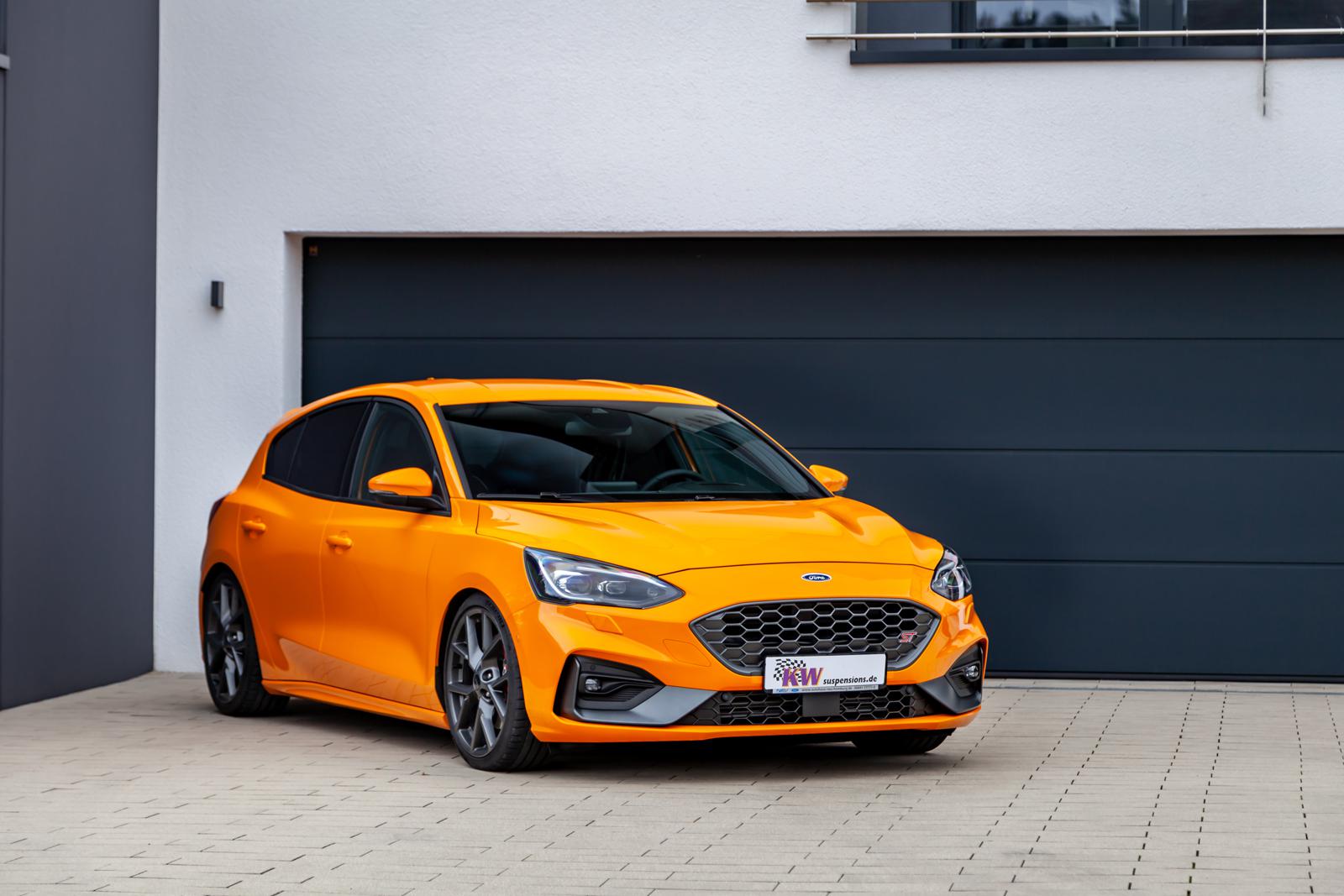 KW Coilover suspension V3 inox (incl. deactivation for electronic dampers) FORD FOCUS IV (HN) 01/2018- (35230088)