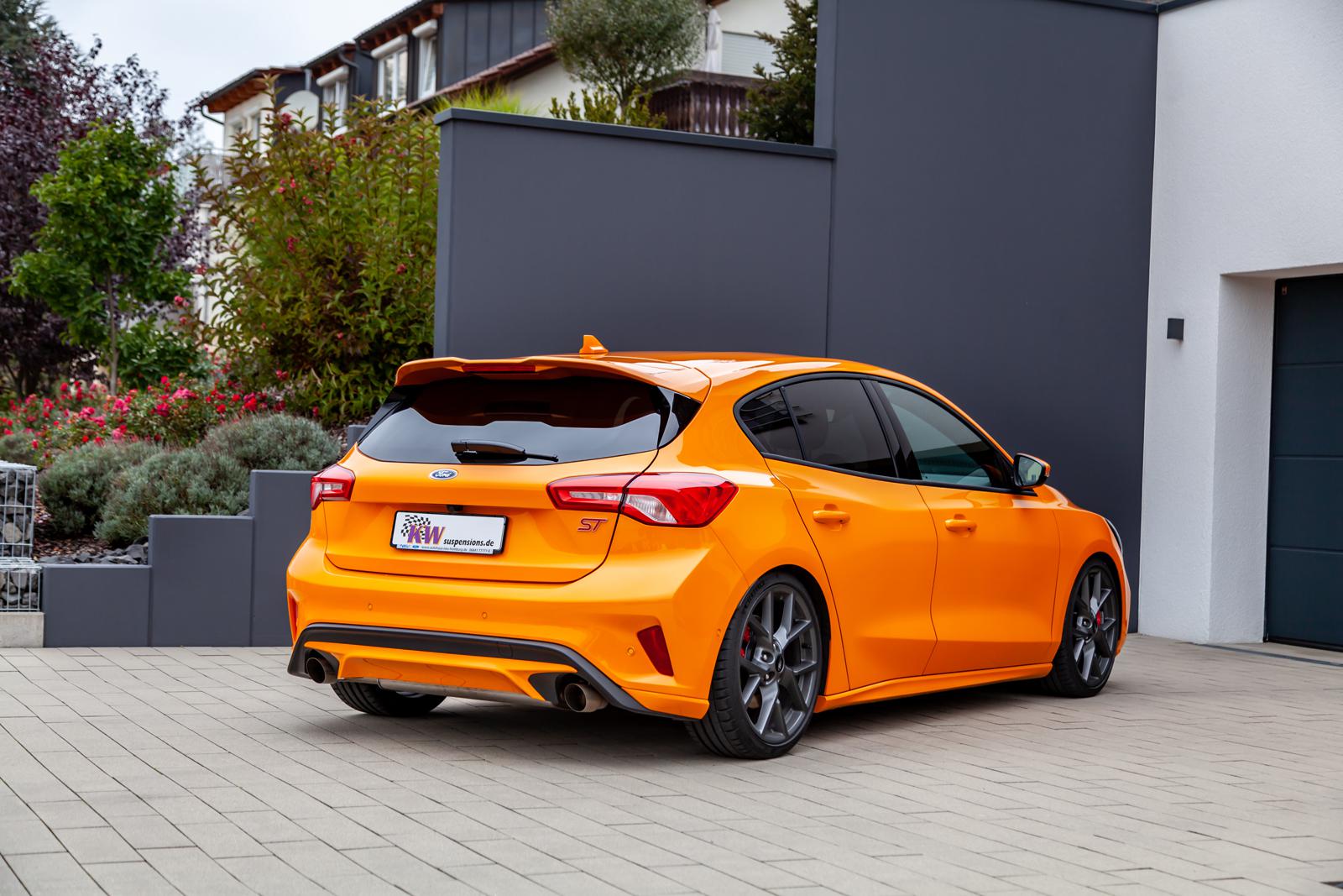 KW Coilover suspension V3 inox (incl. deactivation for electronic dampers) FORD FOCUS IV (HN) 01/2018- (35230088)