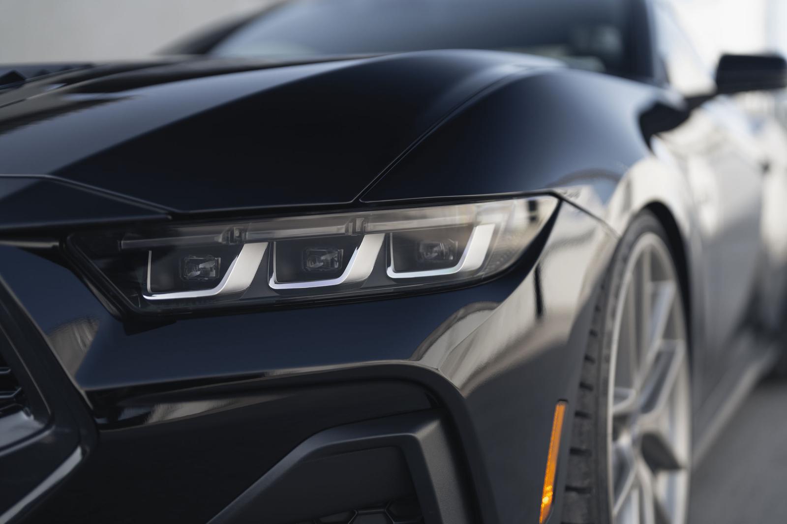 KW Coilover suspension V3 Clubsport incl. top mounts FORD USA MUSTANG Coupe 02/2014- (35230879)