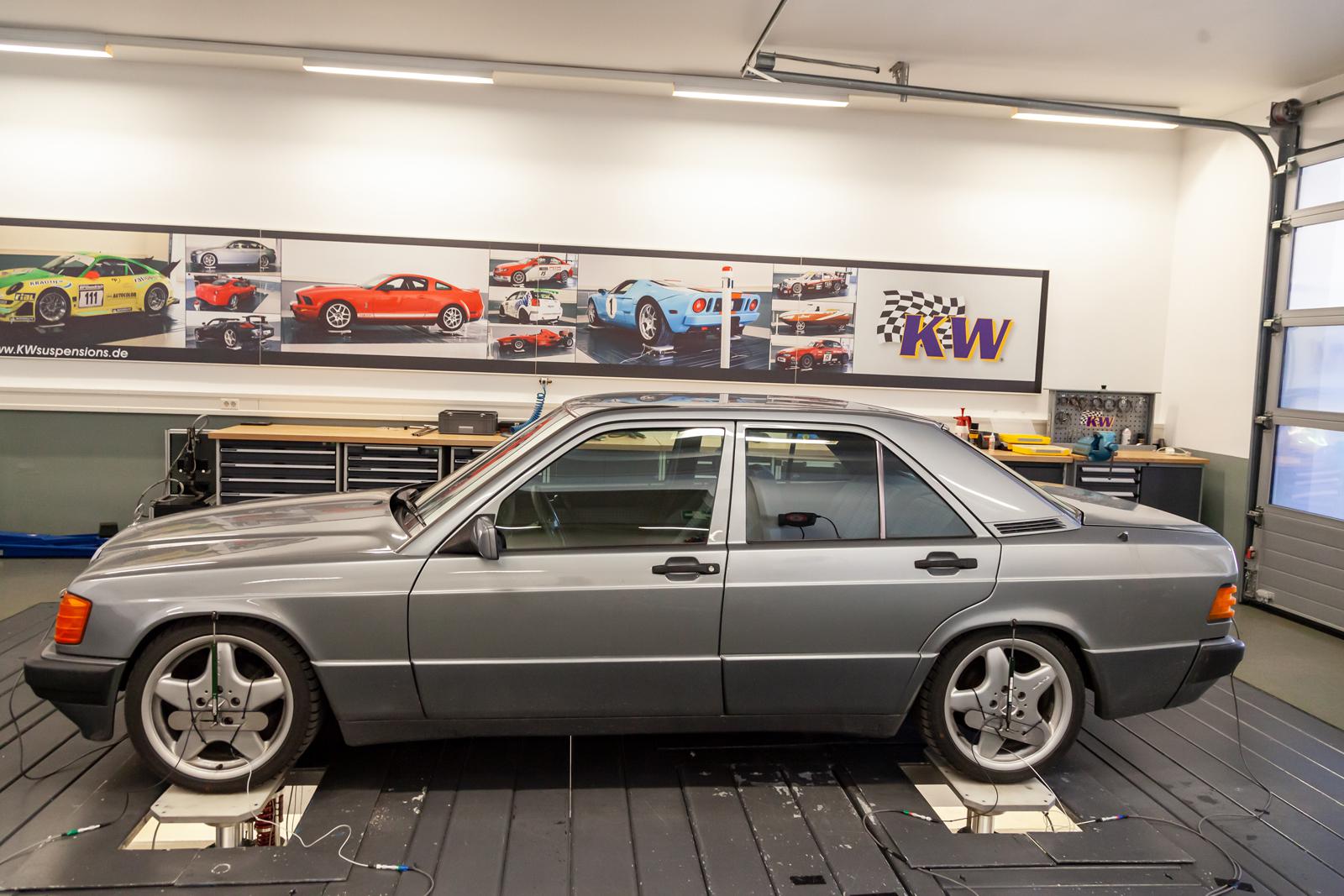 KW Coilover suspension V3 inox MERCEDES-BENZ 190 (W201) 10/1982-08/1993 (3522500M)