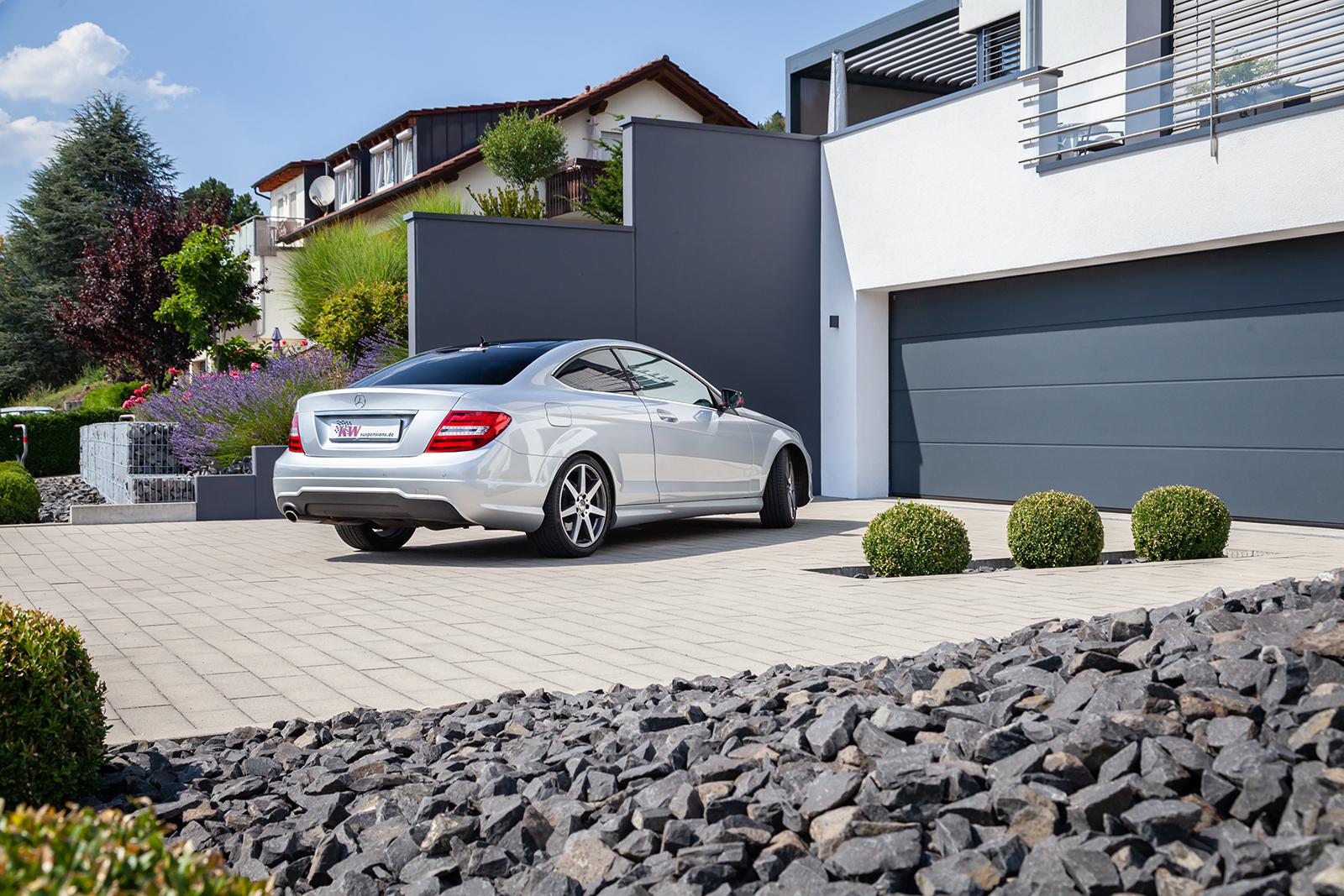 KW Coilover suspension V3 inox MERCEDES-BENZ C-CLASS (W205) 07/2013- (35225073)