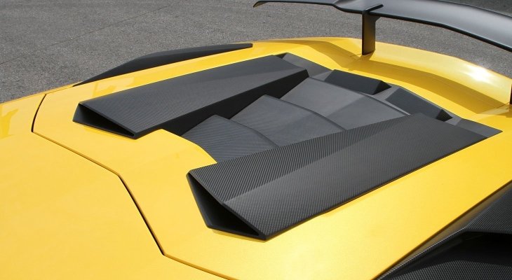 Novitec Lamborghini Aventador SV | Roof Air Intake Scoop (For Cars with Glass-Bonnet)