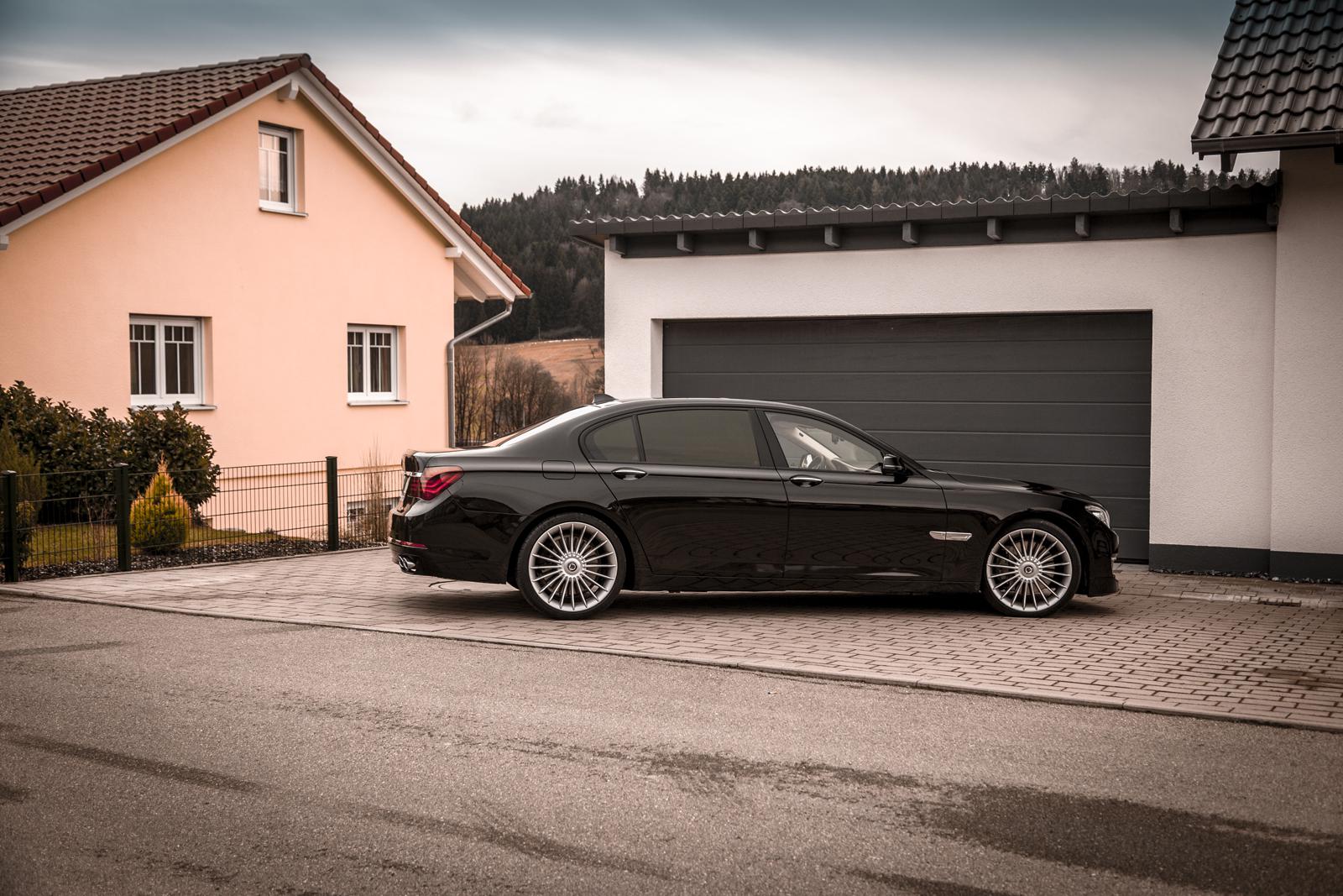 ST Coilovers ST XA galvanized steel (with damping adjustment) BMW 5 (F10) 01/2009-10/2016