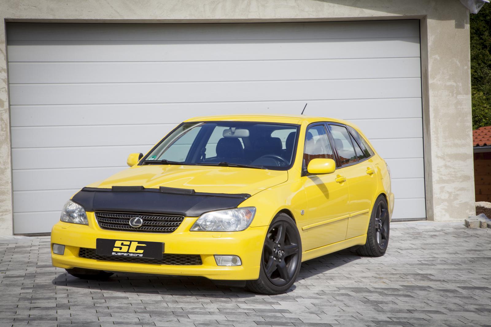 ST Coilovers ST XTA galvanized steel (adjustable damping with top mounts) LEXUS IS I (_E1_) 04/1999-07/2005