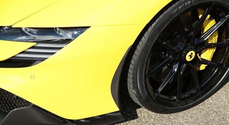 Novitec Ferrari SF90 Stradale/Spider | Frontbumper Attachment Lateral