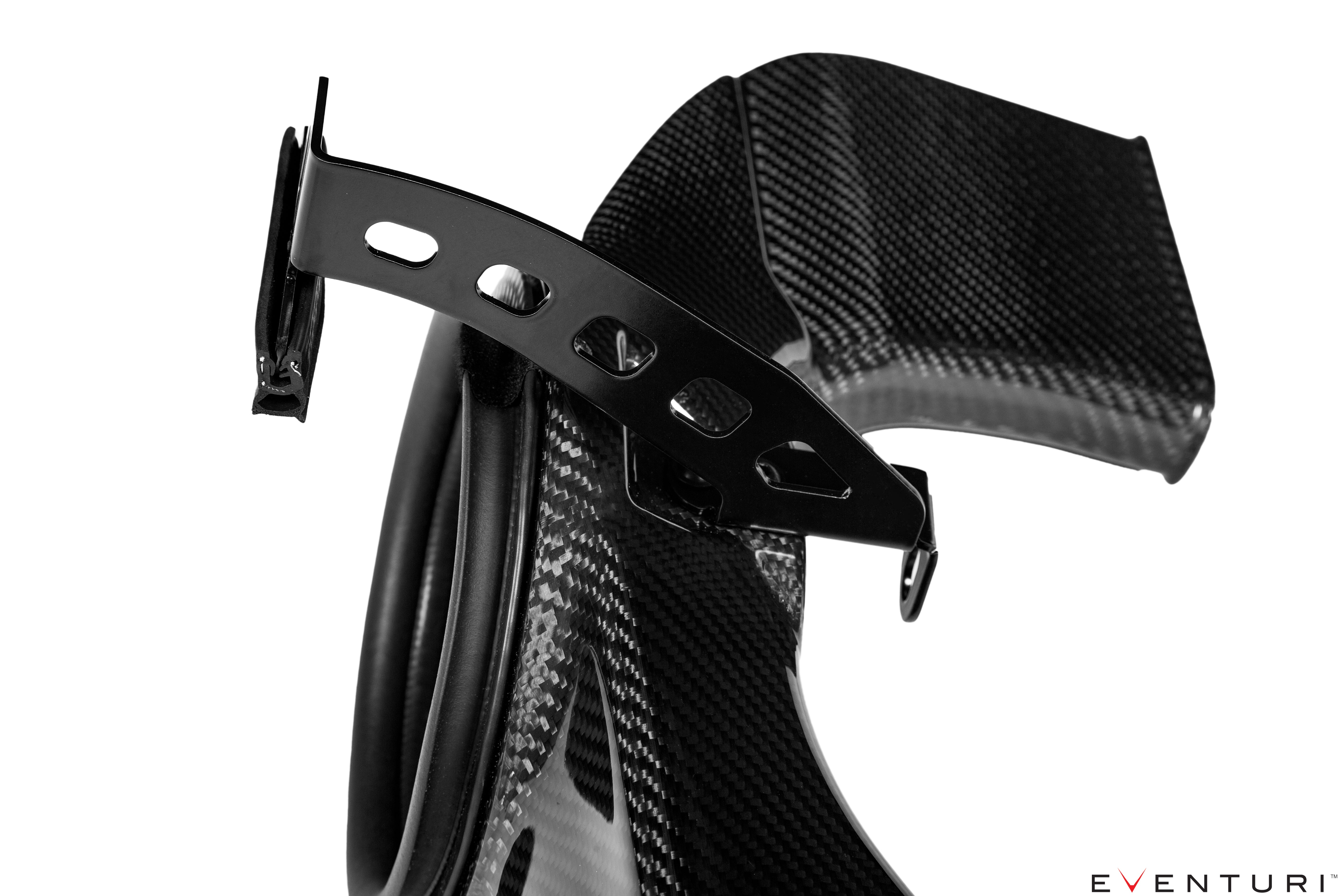 Eventuri Toyota GR86 Carbon Engine Cover - Gloss