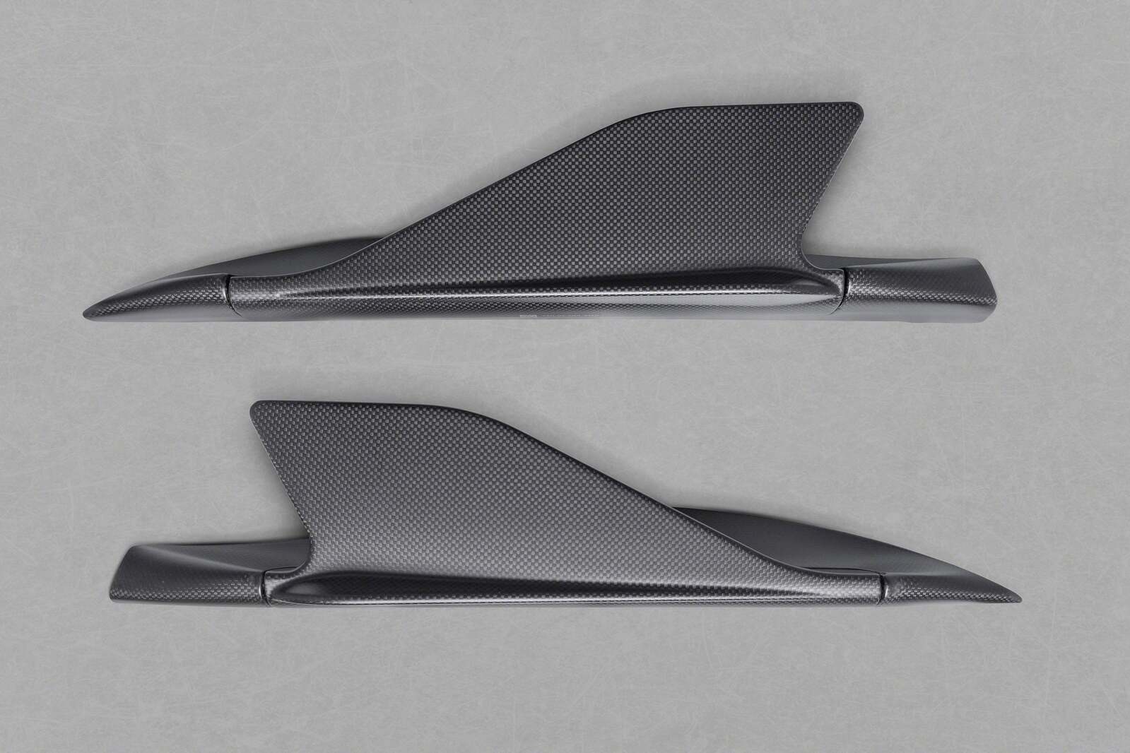 Capristo Carbon Fibre Side Fins To Suit Ferrari 488 GTB & GTS - 03FE08710002LG
