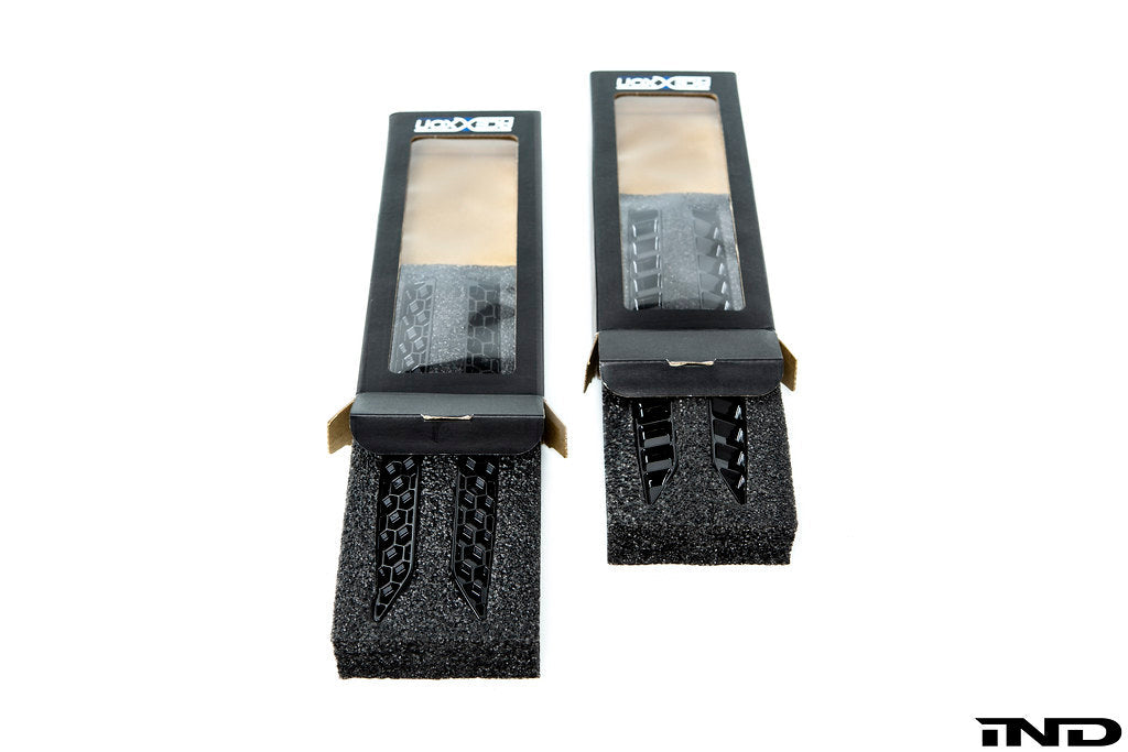 Acexxon G8X M3 / M4 Rear Reflector Insert Set - Honeycomb