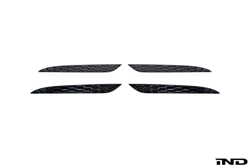 Comparison of matte vs gloss black Tesla Model 3 rear Acexxon inserts