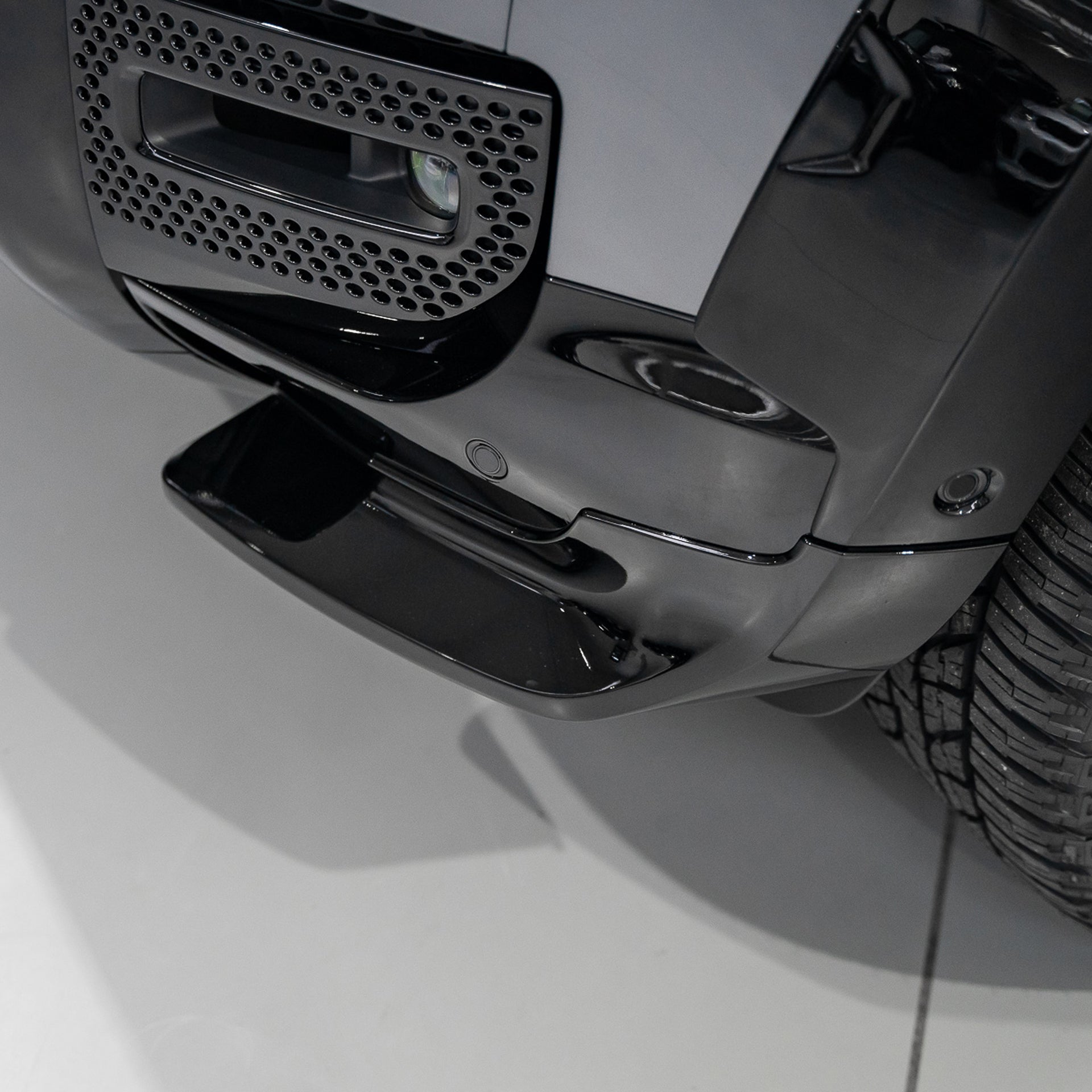 Urban New Defender Widetrack Front Canards