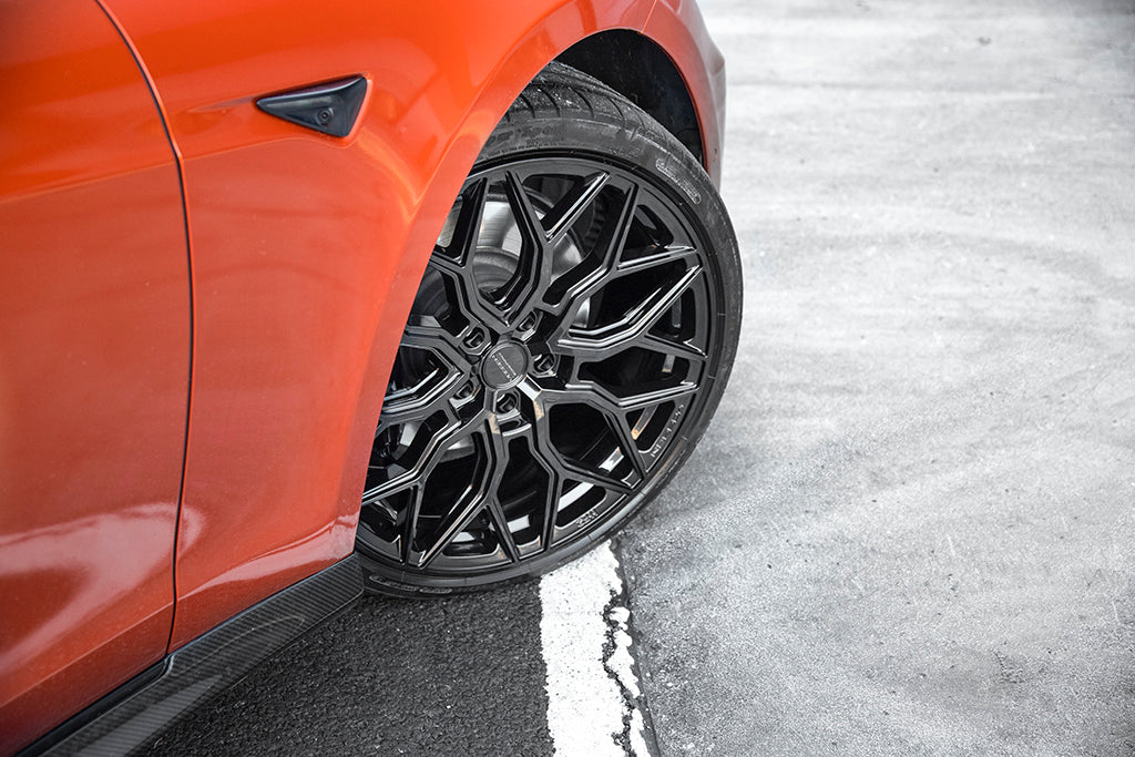 Urban Carbon Lower Side Sills for Tesla Model S