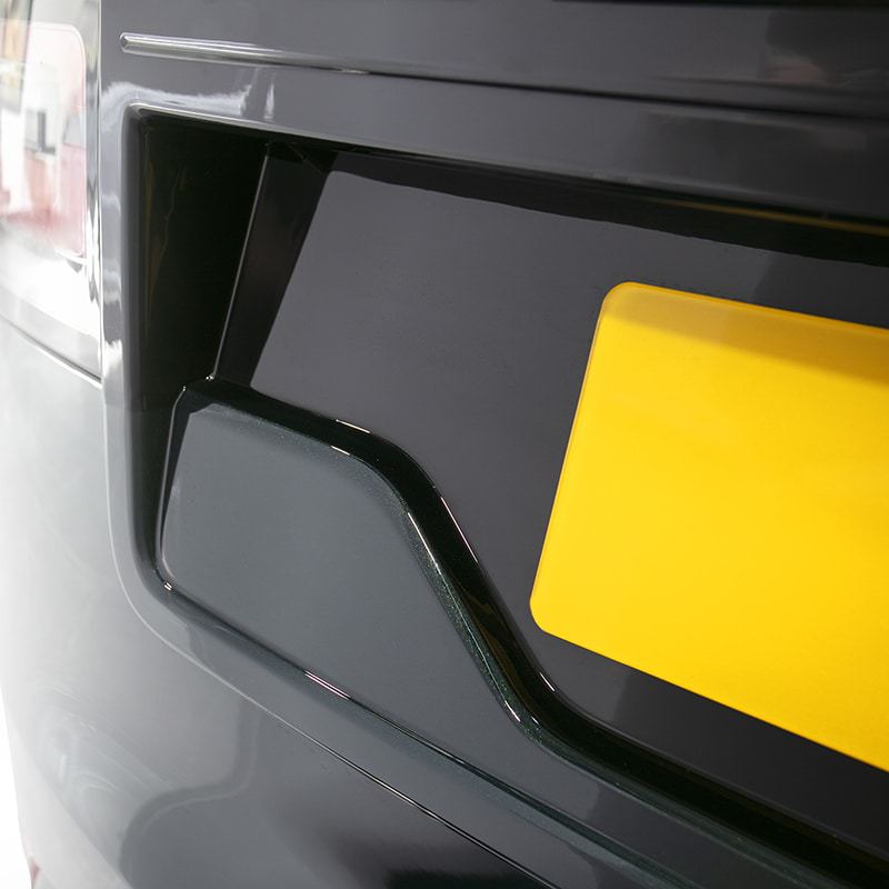 Urban Discovery 5 & 5.5 Rear Number Plate Centralisation Kit