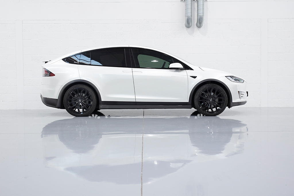 Urban Carbon Lower Side Sills for Tesla Model X