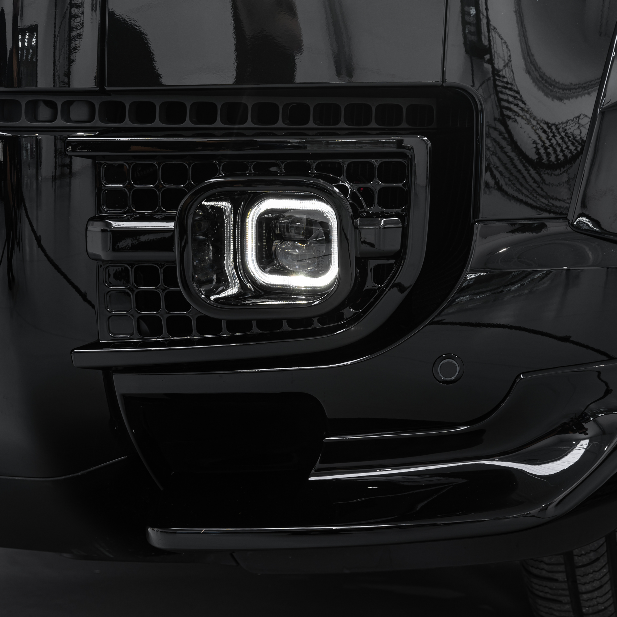 Urban Front Square DRL Intakes - High Power LED for New Defender (Pair)