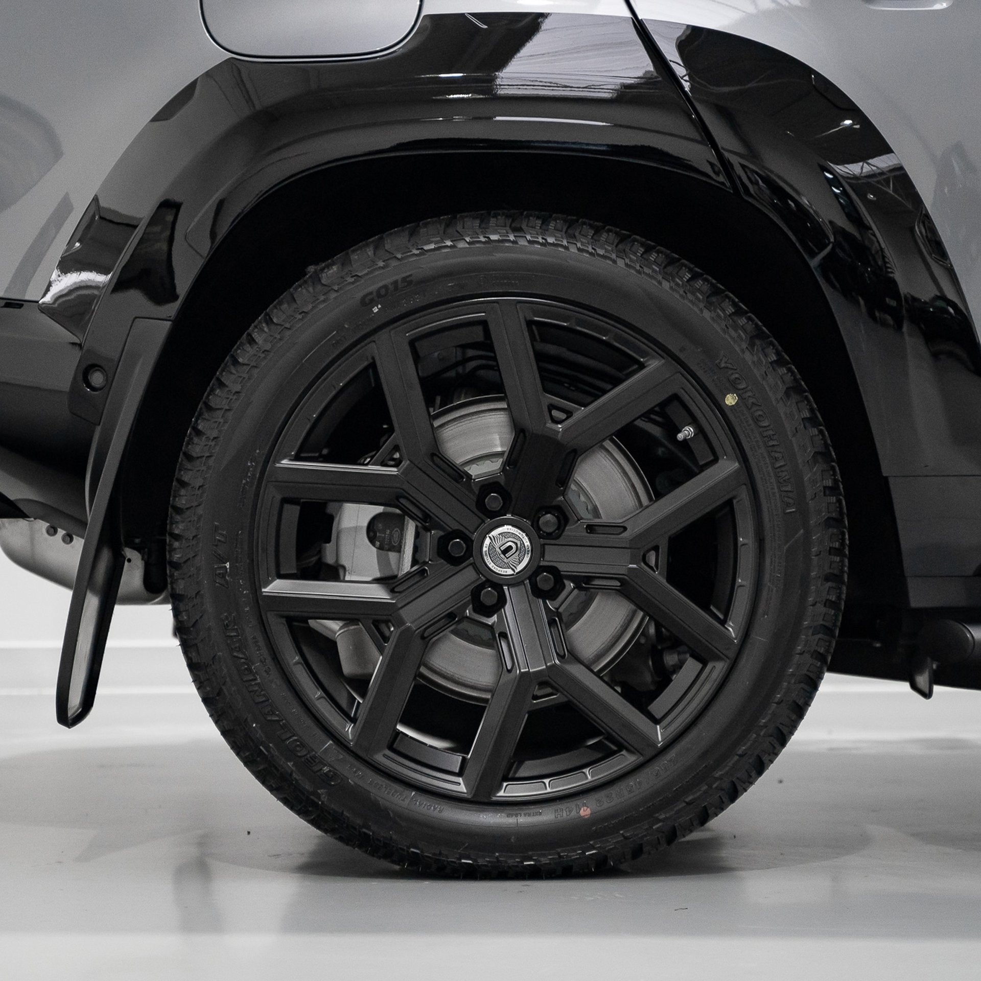 New Defender 110 Urban Widetrack Arch Kit