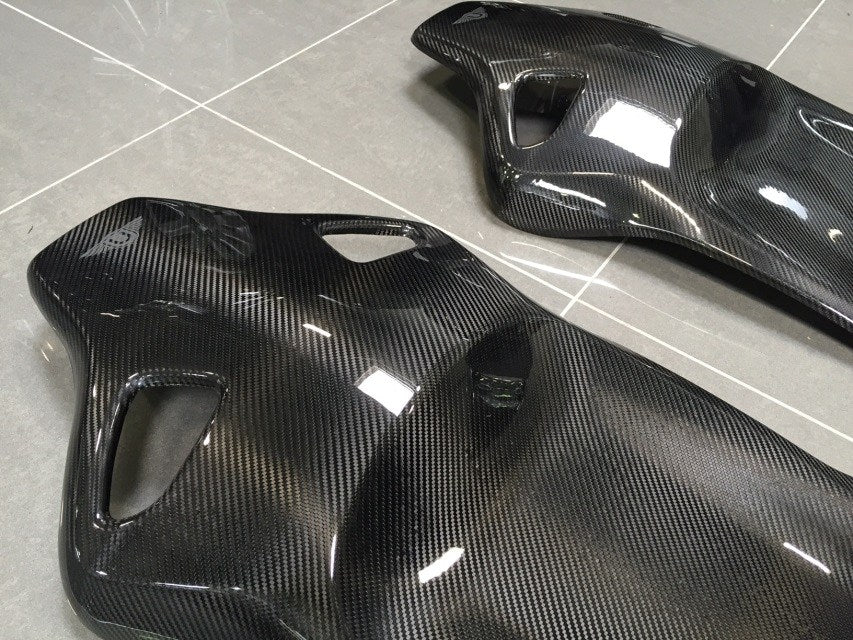 Urban Carbon Fibre Seat Backs (L494 SVR 2015-2017)