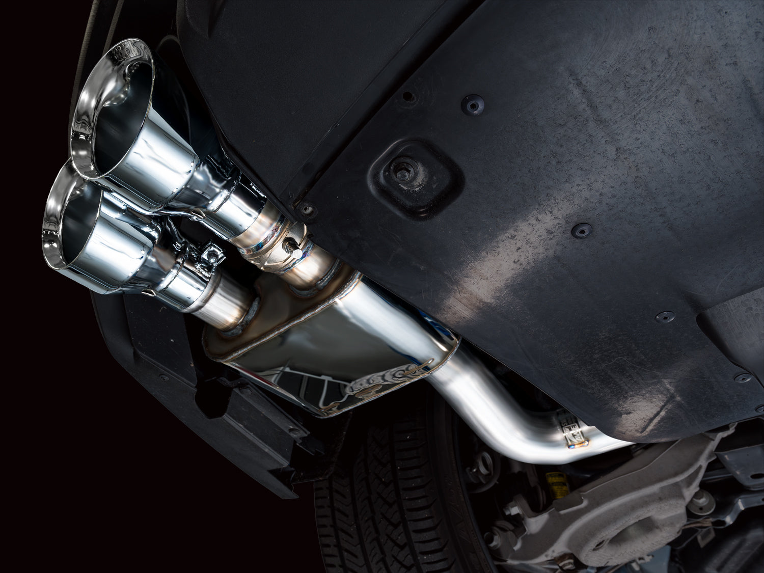 AWE SwitchPath™ Exhaust for Ford Mustang S550 Mach1