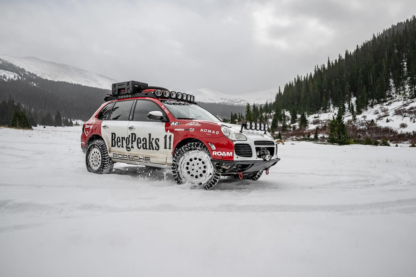 Porsche 955/957 Cayenne Heavy-Duty Performance Radiator (CSF #7227)