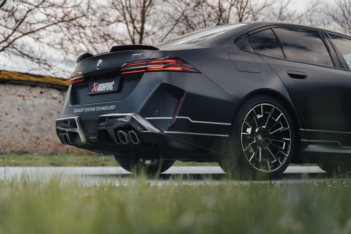 Akrapovic Tail Pipe Set (Carbon) for BMW M5 (G90, G99) 2025