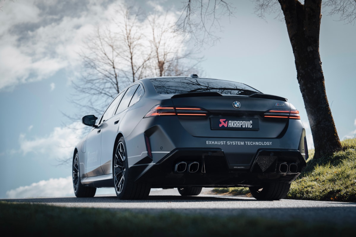 Akrapovic Tail Pipe Set (Carbon) for BMW M5 (G90, G99) 2025