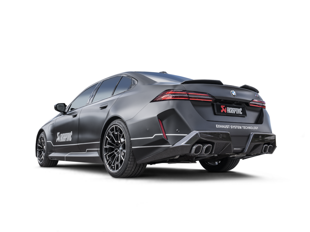 Akrapovic Rear Carbon Fiber Diffuser – High Gloss for BMW M5 (G90, G99) 2025