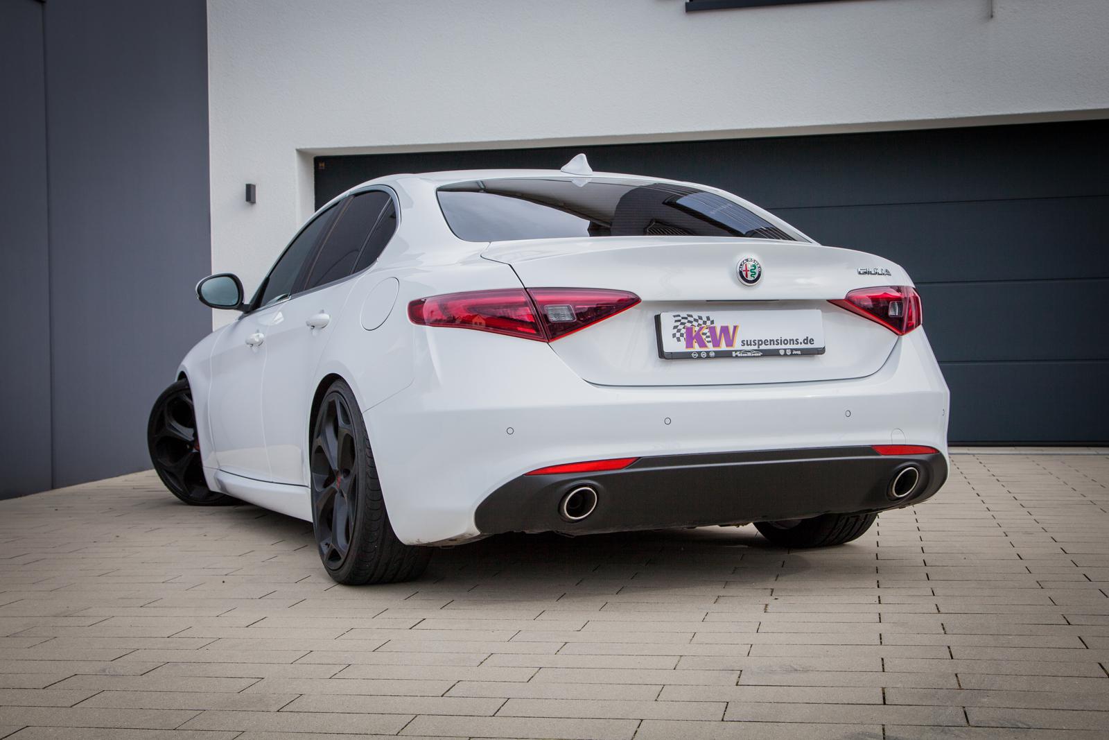 KW Coilover suspension V3 inox (incl. deactivation for electronic dampers) ALFA ROMEO GIULIA (952_) 10/2015- (35215031)
