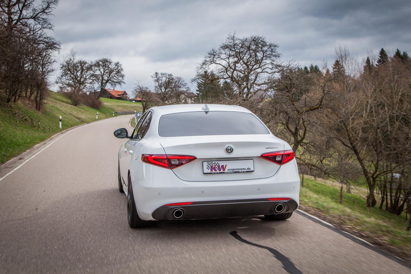 KW Coilover suspension V3 inox (incl. deactivation for electronic dampers) ALFA ROMEO GIULIA (952_) 10/2015- (35215031)