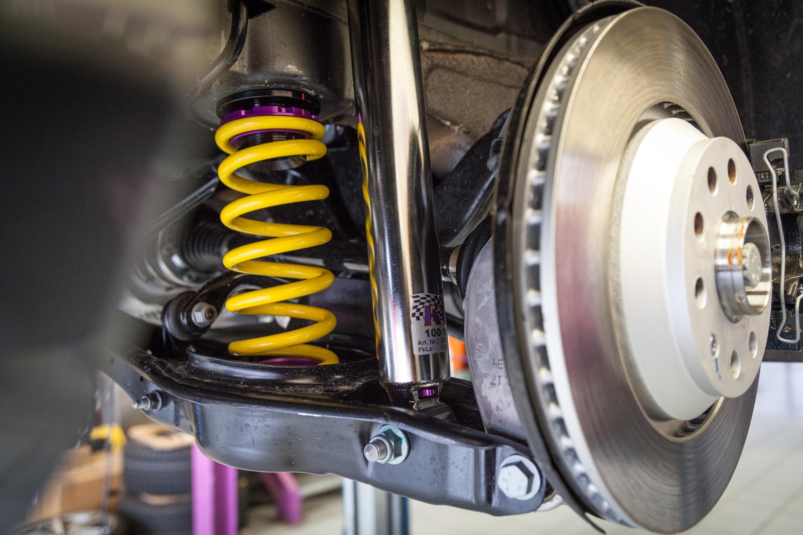 KW Coilover suspension V4 Clubsport incl. top mounts AUDI A3 Sportback (8VA, 8VF) 09/2012-