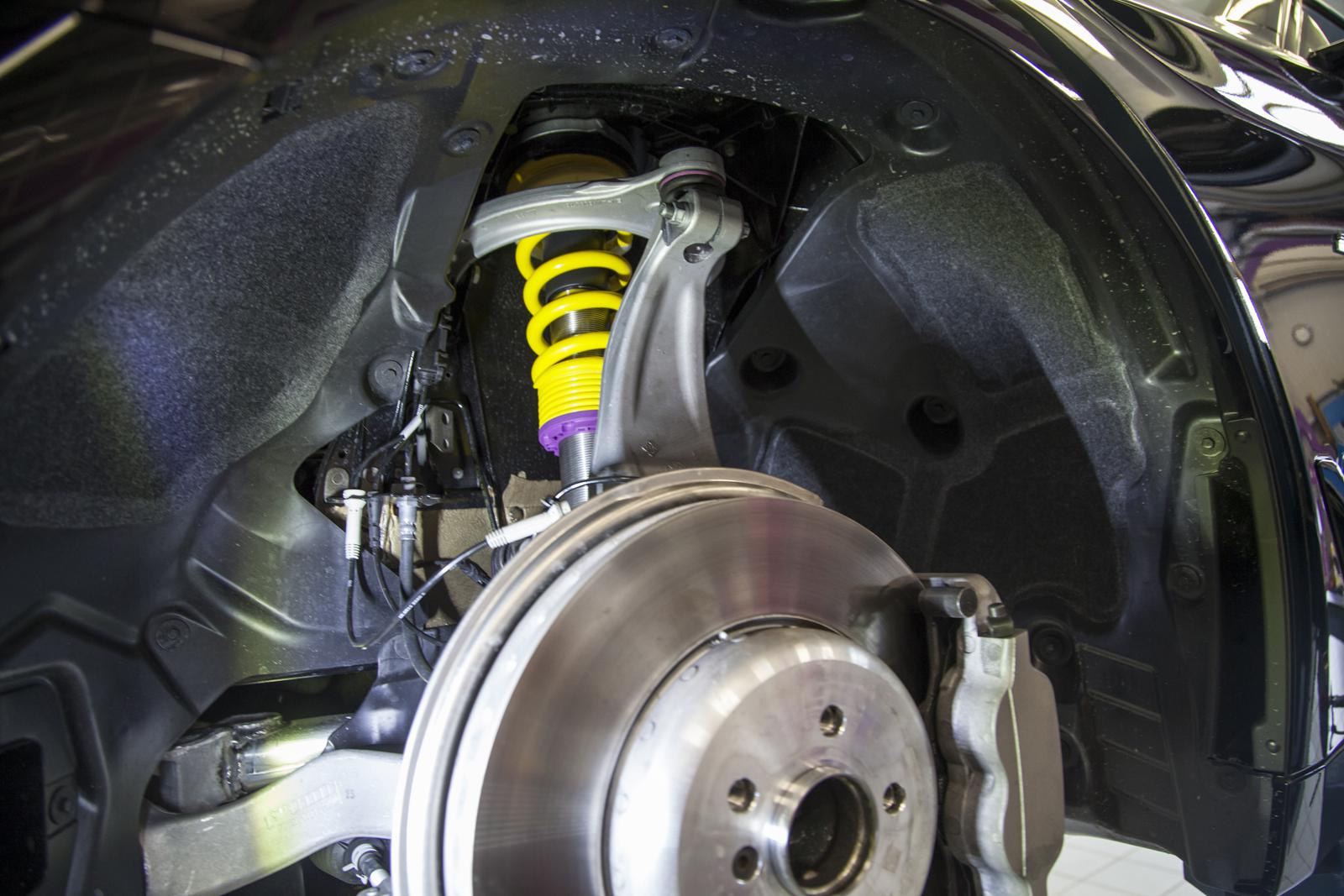 KW Coilover suspension V3 inox BMW 5 (G30, F90) 09/2016- (352200BU)