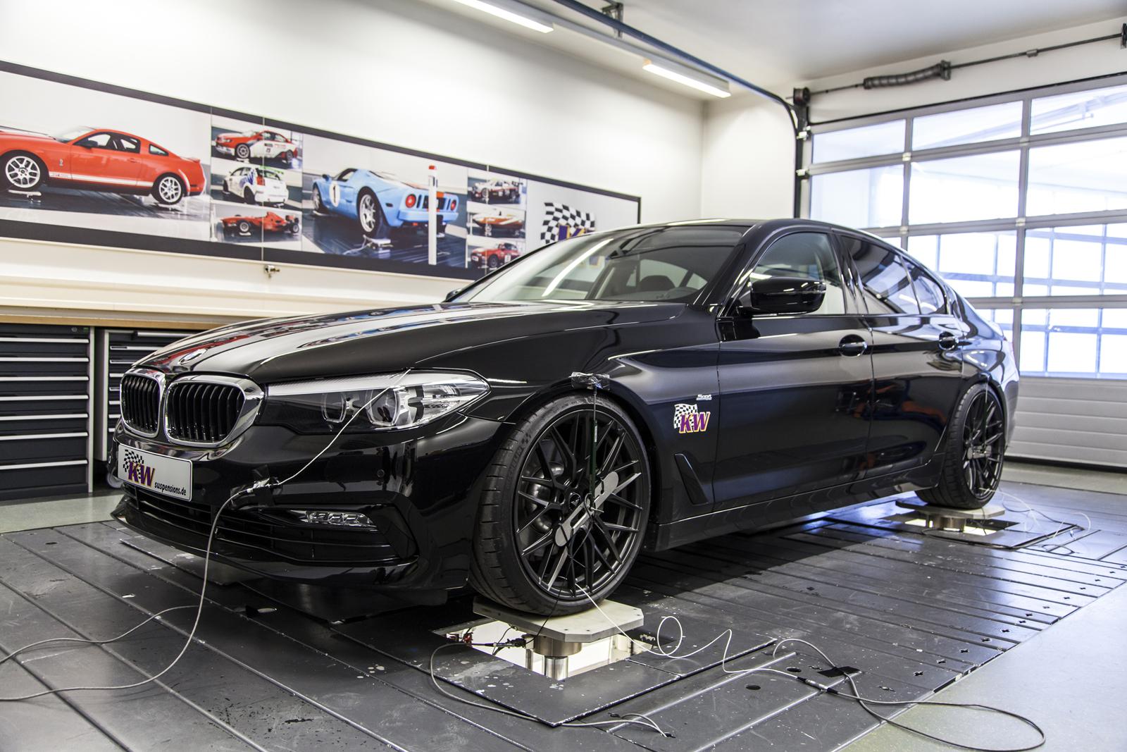 KW Coilover suspension V3 inox (incl. deactivation for electronic dampers) BMW 5 (G30, F90) 09/2016- (352200BY)