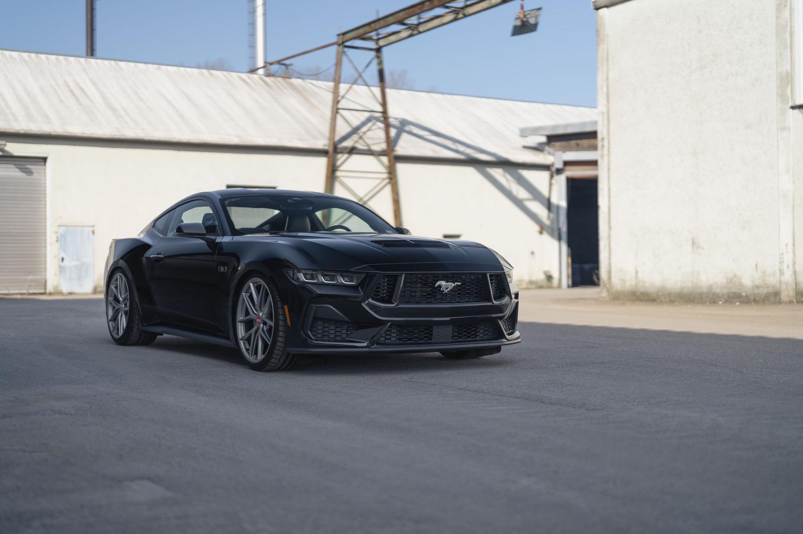 KW Coilover suspension V3 Clubsport incl. top mounts FORD USA MUSTANG Coupe 02/2014- (35230879)