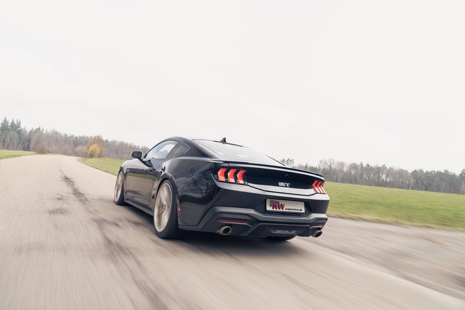 KW Coilover suspension V3 Clubsport incl. top mounts FORD USA MUSTANG Coupe 02/2014- (35230879)