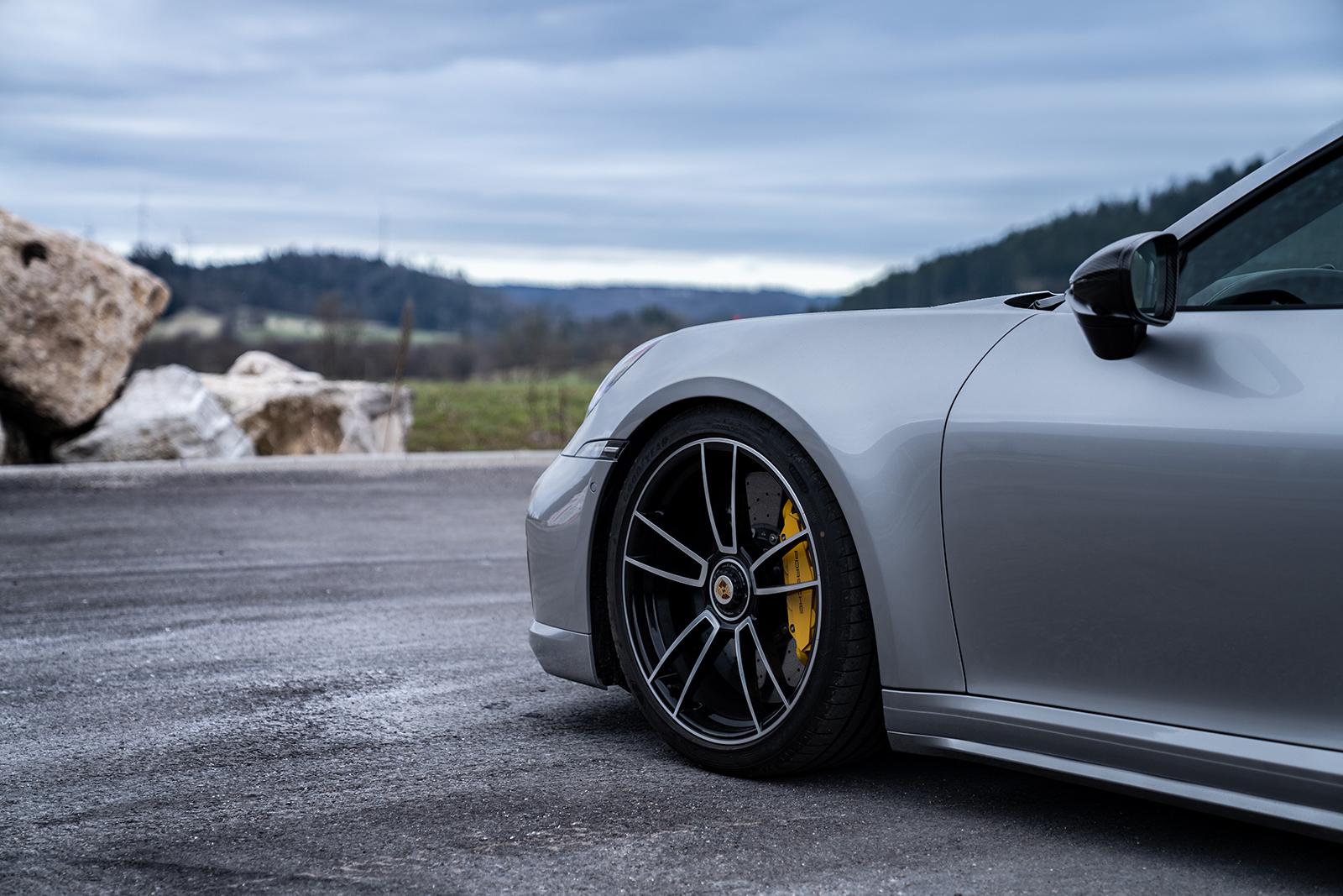 KW Coilover suspension V4 (incl. deactivation for electronic dampers) PORSCHE 911 (992) 11/2018- (3A771090)