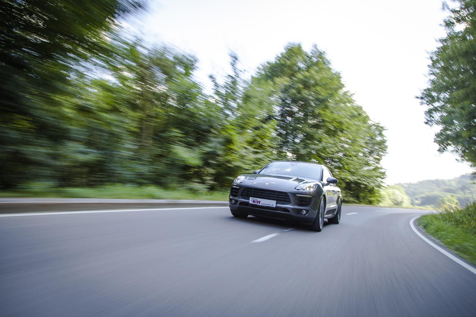 KW Coilover suspension V3 inox (incl. deactivation for electronic dampers) PORSCHE MACAN (95B) 02/2014-