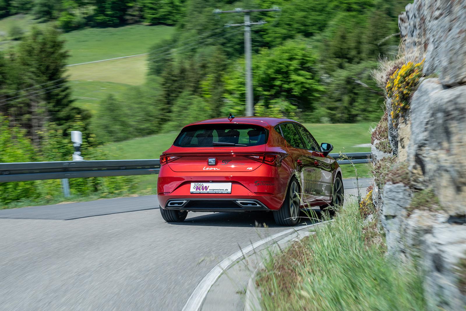 KW Coilover suspension V2 inox (incl. deactivation for electronic dampers) VW GOLF VIII (CD1) 07/2019- (15281059)